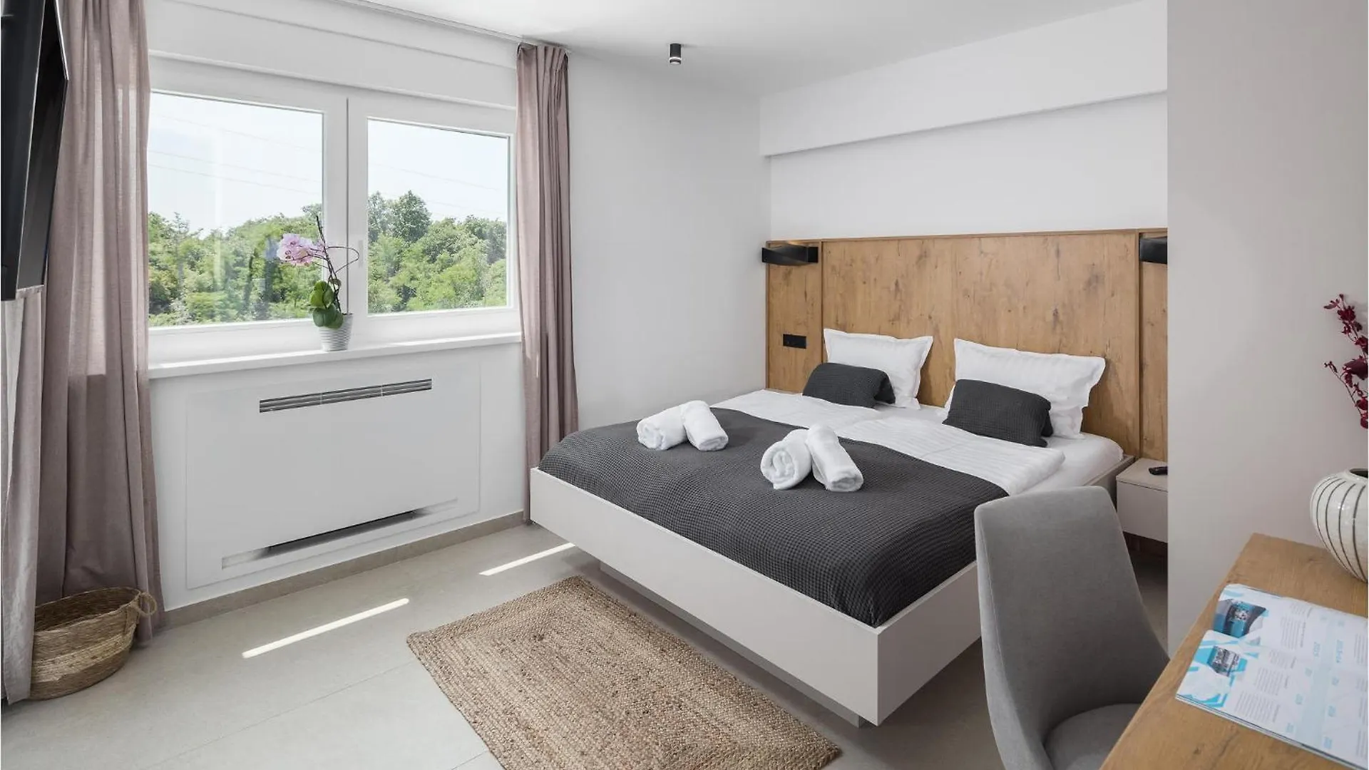 4 Bedroom Stunning Home In Nova Vas Κροατία
