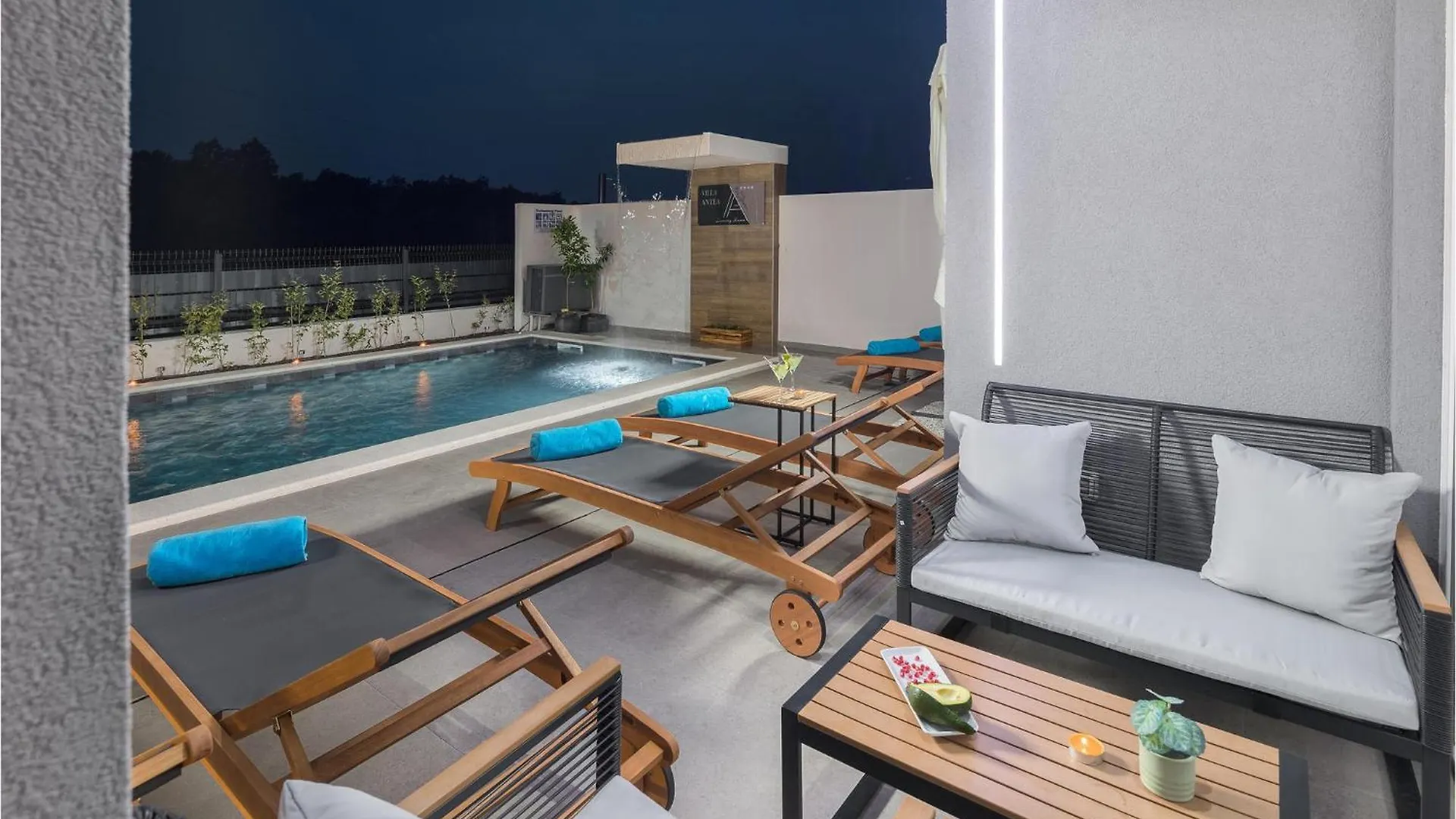4 Bedroom Stunning Home In Nova Vas Κροατία